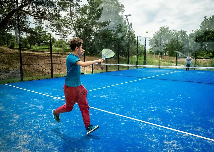 By And Harbor With Terrace Well (Limburg)