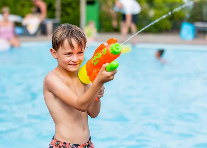 By And Harbor With Terrace Chalet *