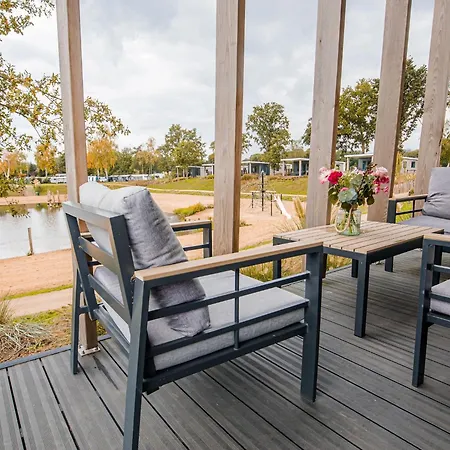 Domek alpejski By And Harbor With Terrace